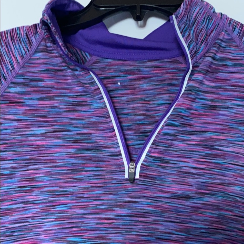 Performance gear pullover - Picture 2 of 2